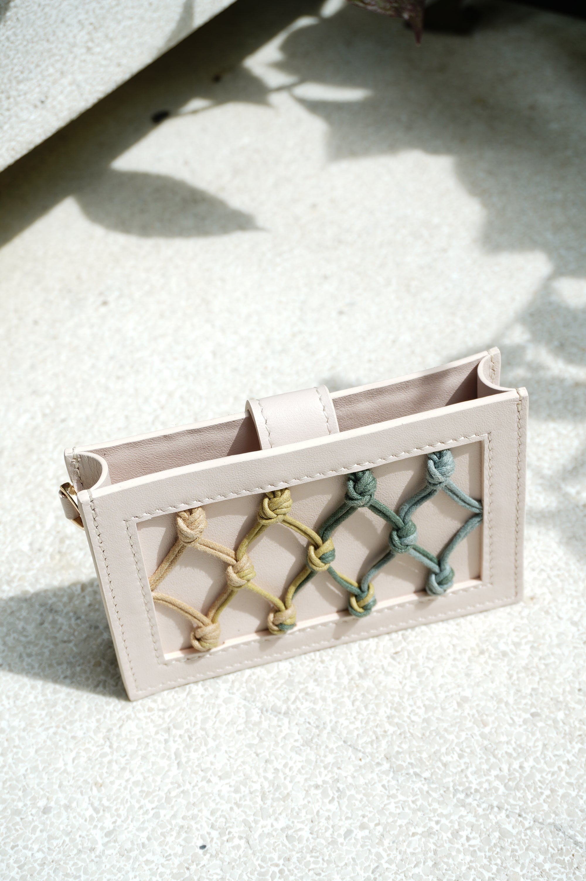Amu Wallet Bag V.2(Blossom Candy)