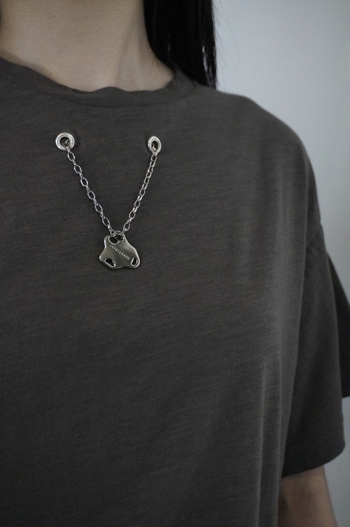 Pipatchara Silver Chain Tee - Grey (Size S-M)