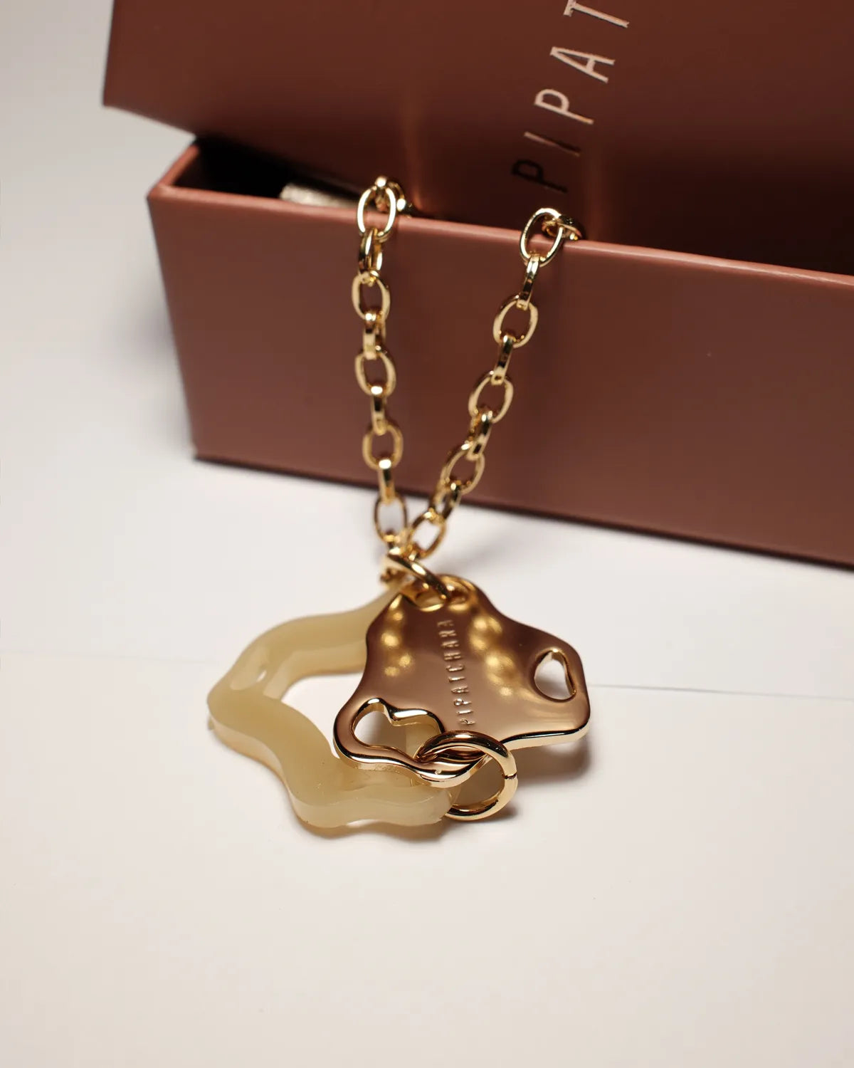 Aqua Necklace Gold (Lucent)