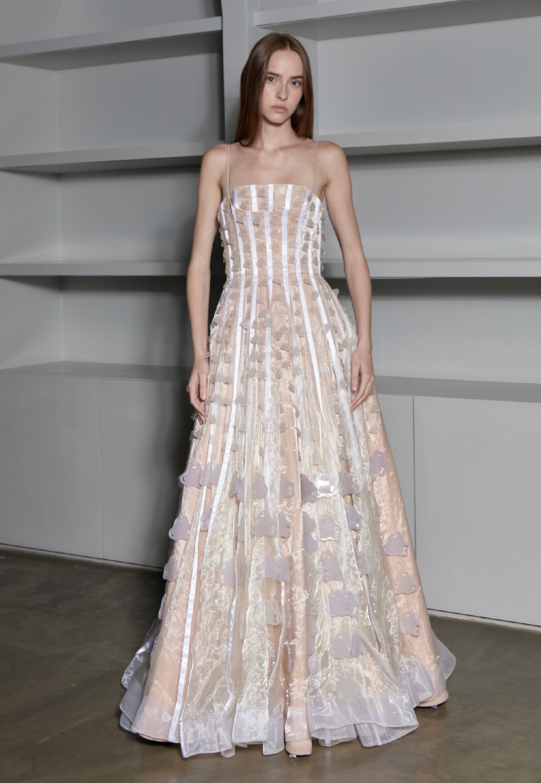 BELL RIBBON STRIPED WEDDING DRESS
