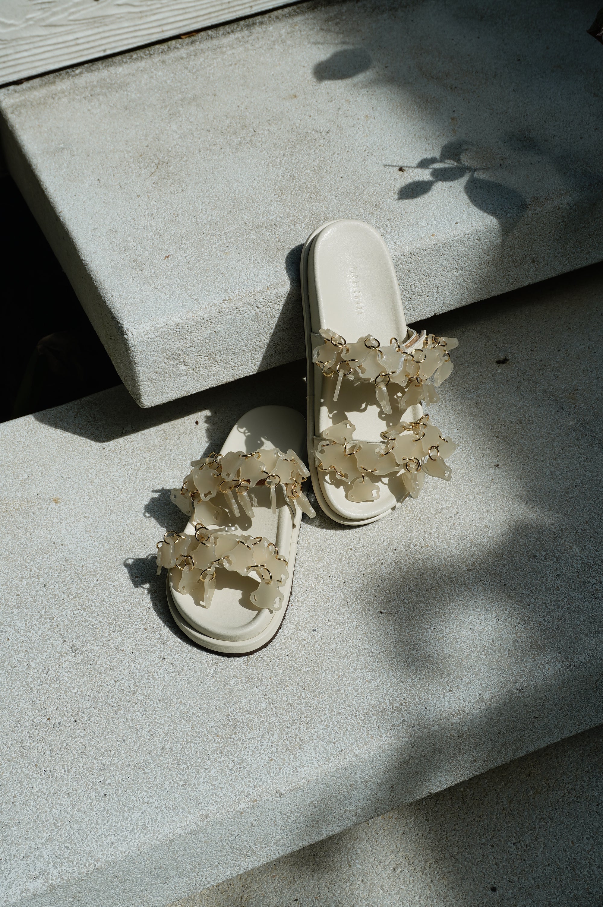 Infinitude Sandals(Oat)