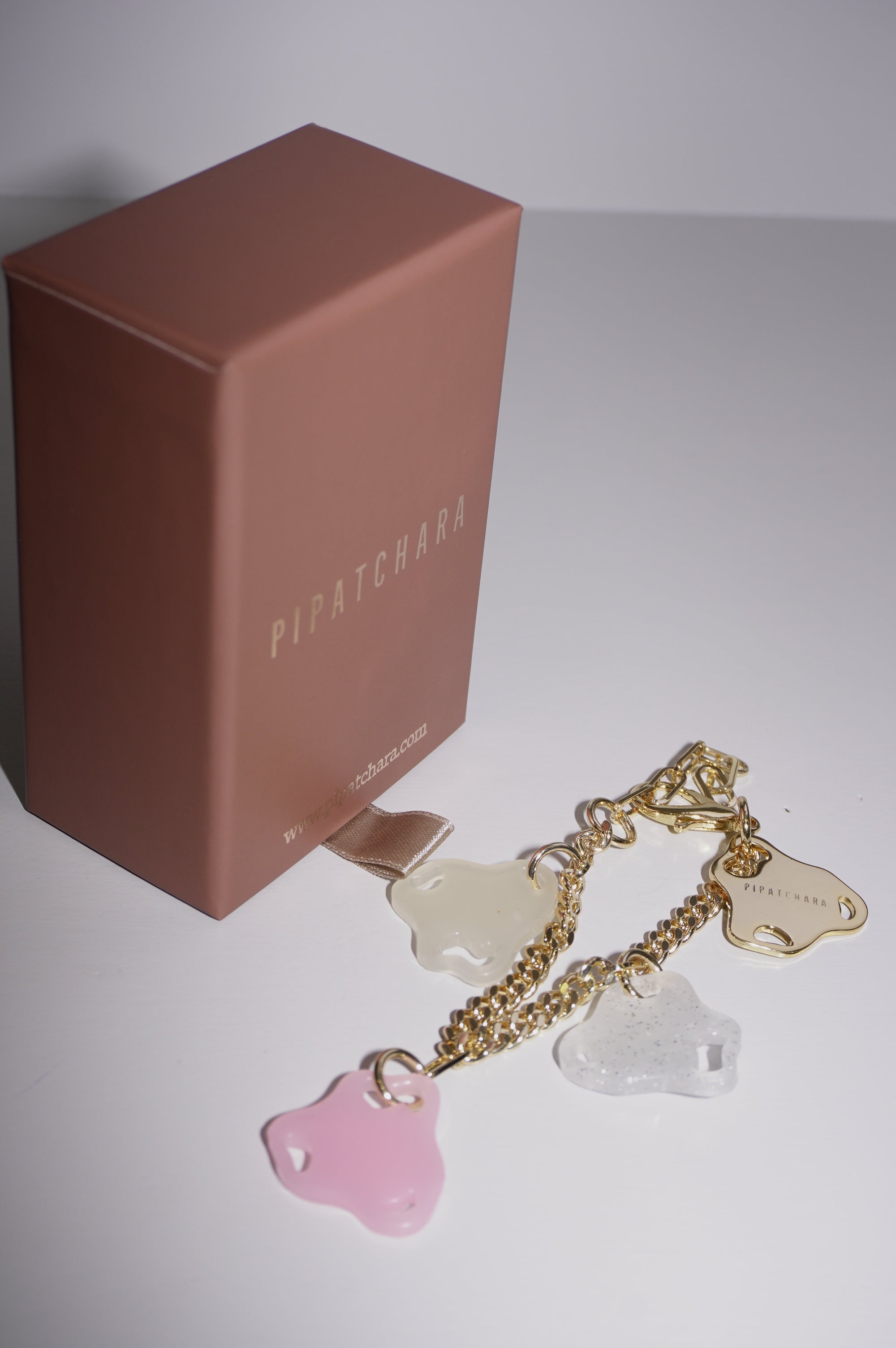 (Pre-order 7 days) Infinitude Bracelet Gold(Sakura, Free Size)