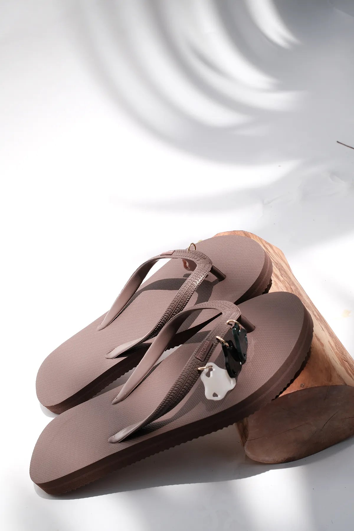 Infinitude Flip Flops Brown(Coconut)