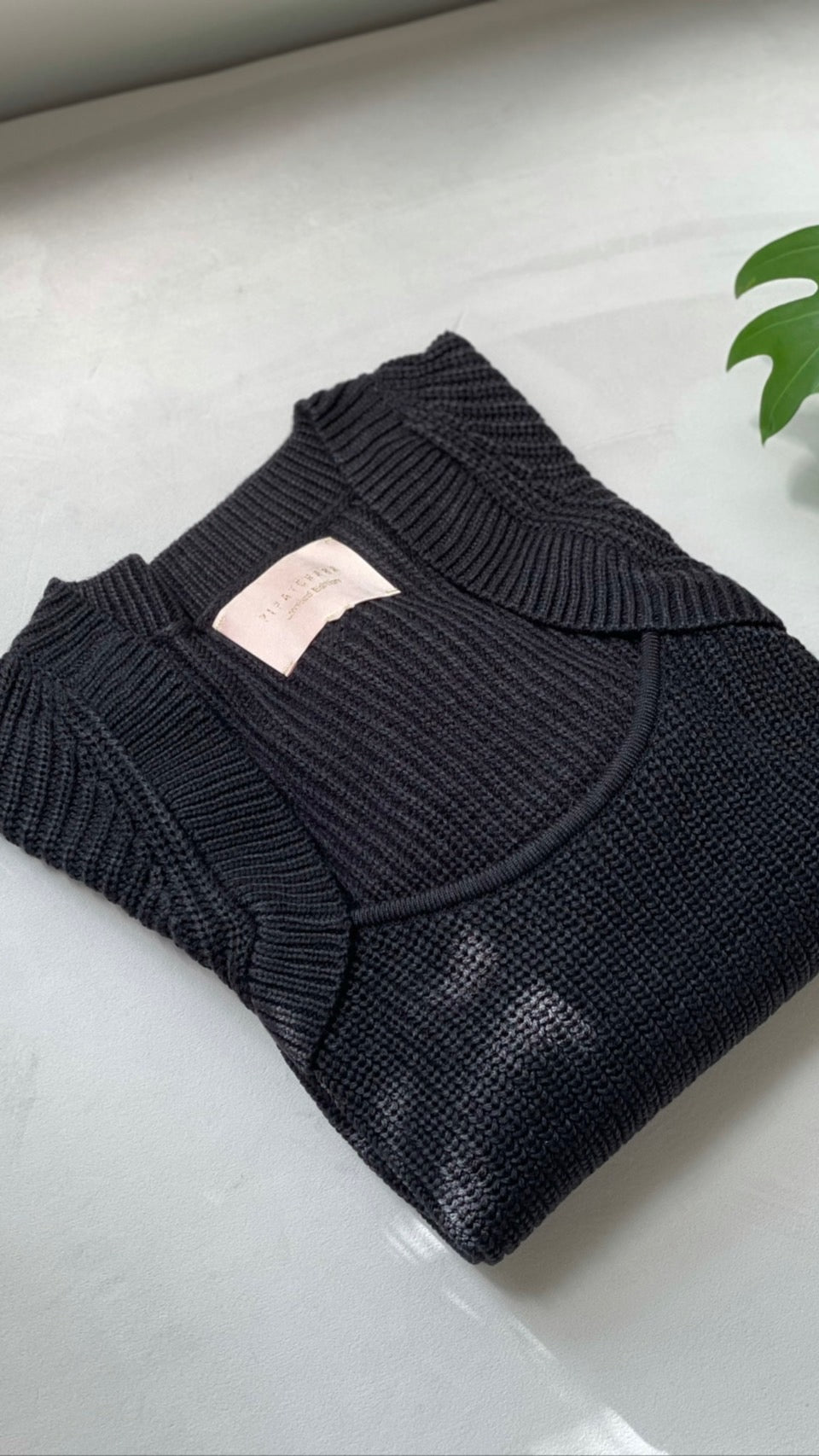 Jasper Sweater(Black)